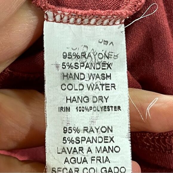 Sleeveless midi dress  - Picture 6 of 10